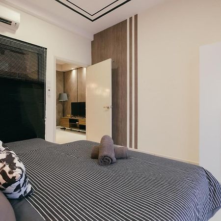 Appartamento Arte Mont Kiara 3Pax Jacuzzi Pool Gym Near Mitec Matrade Kuala Lumpur Esterno foto