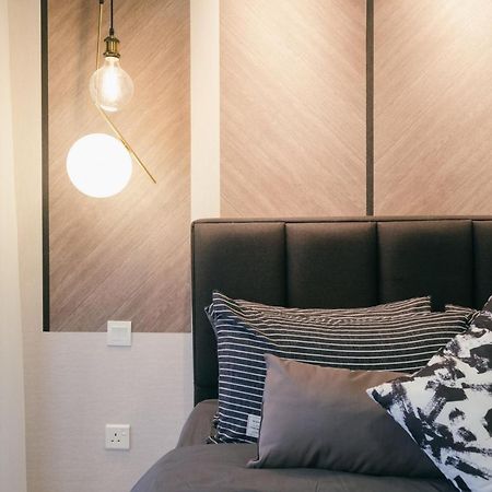 Appartamento Arte Mont Kiara 3Pax Jacuzzi Pool Gym Near Mitec Matrade Kuala Lumpur Esterno foto